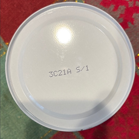 Gigi Crème Wax for Sensitive Skin - White and Yellow - Picture 4 of 4